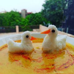 A picture of Kadhi chawal.