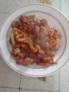 Una foto de Magro en salsa de tomate