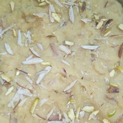 A picture of Besan Halwa.