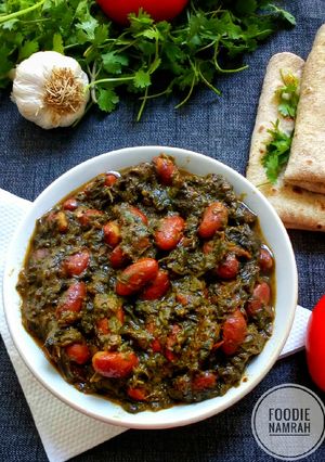 A picture of Spinach Rajma.