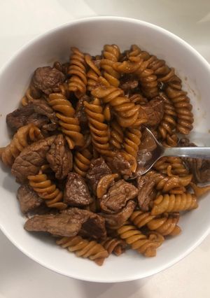 Hình của món Nui xào bò.