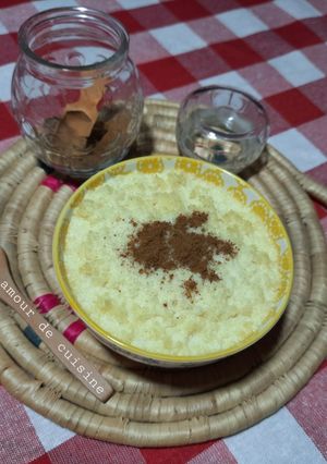 Une photo de Couscous sucré au lait et cannelle 🥣