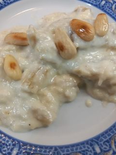 Una foto de Cardos en salsa de almendra y bechamel