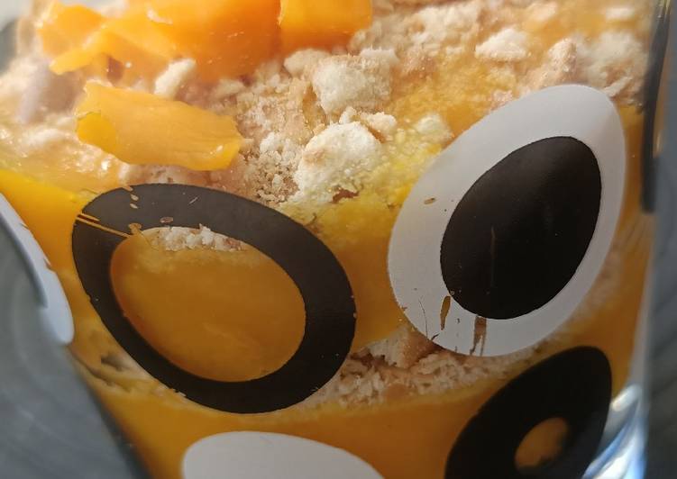 How to Prepare Super Quick Homemade Mango Crunch