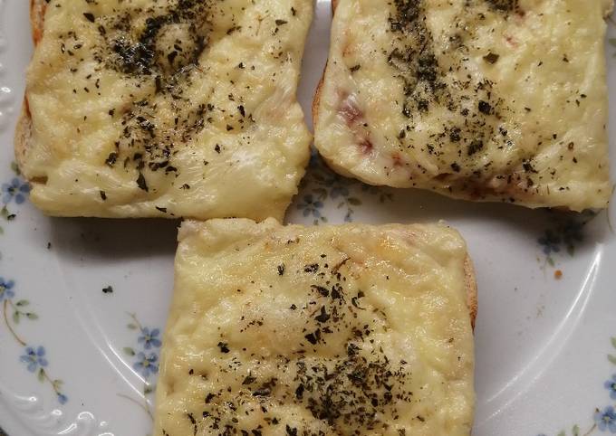 Recipe of Favorite Baked pizza toast bread 🍕🍞
