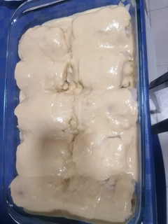 Una foto de Merluza rellena de gulas y gambas