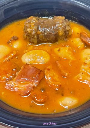 Una foto de Fabada Asturiana