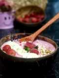 سموذي بول ( Smoothie Bowl)   الموز والفرولة  🎀