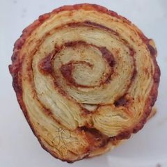 A picture of Honey and Cinnamon Roll Puff Pastry Pinwheels.