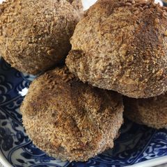 A picture of Keto Vegan Dinner Rolls.