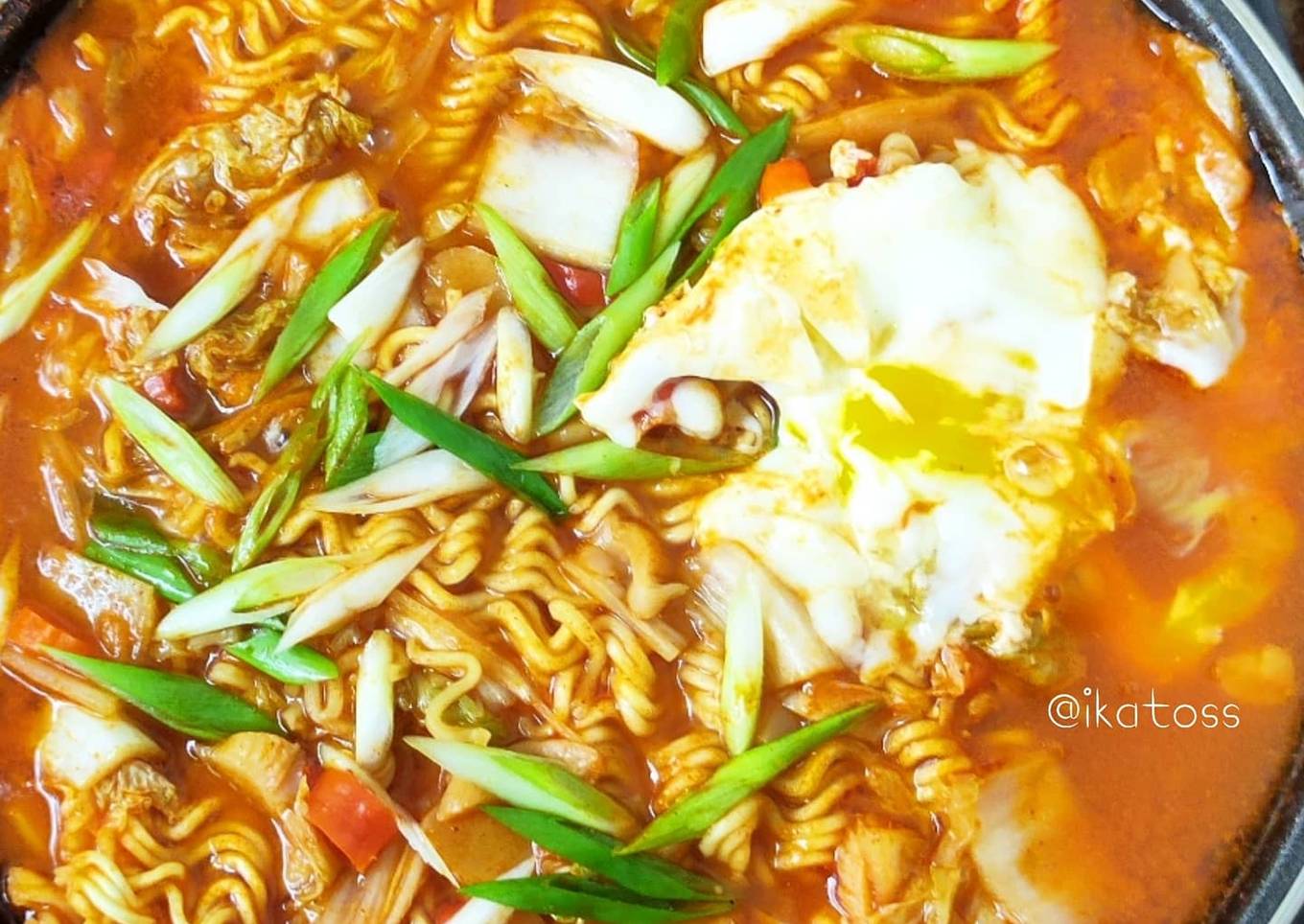 RAMYUN kimchi (ramen korea)
