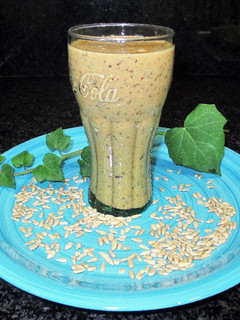 Una foto de Batido con polen de abejas y semillas