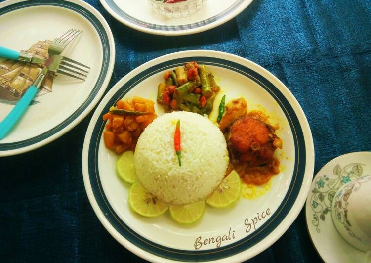 Typical Bengali Platter including Roho Labeo curry and Veggies 