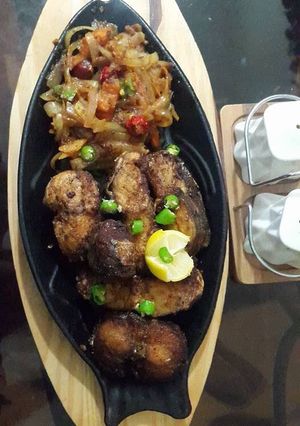 A picture of Fried fish.