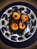 Spaghetti negros con langostinos