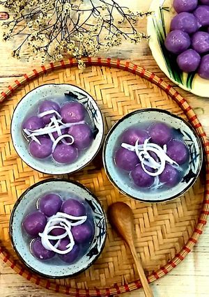 Hình của món Bánh trôi khoai lang tím.