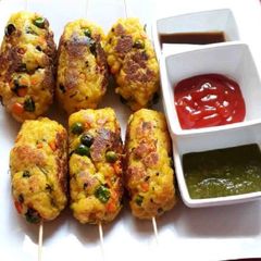 A picture of Idli kebab.