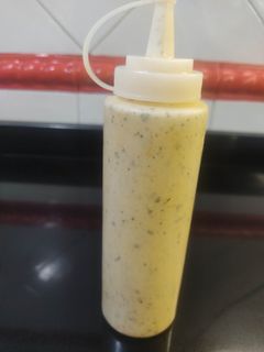 Una foto de Salsa de yogur kebab