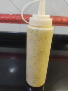 Una foto de Salsa de yogur kebab