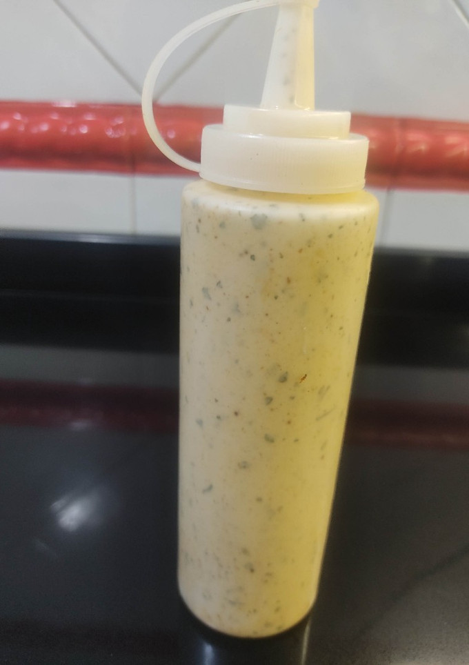 Una foto de Salsa de yogur kebab