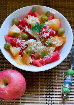 A picture of Fruit Salad.