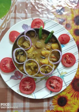 A picture of Soya chunks curry.