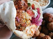 Una foto de falafel a mi estilo vegana