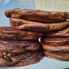 A picture of Fluffy Choco-Pancakes 🥞.