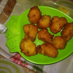 A picture of Moong vada.