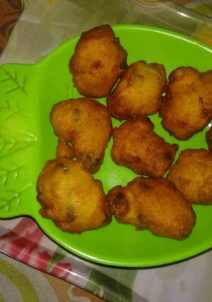 A picture of Moong vada.