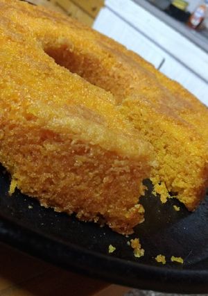 Una foto de Torta húmeda de naranja y zanahoria 🥕🍊