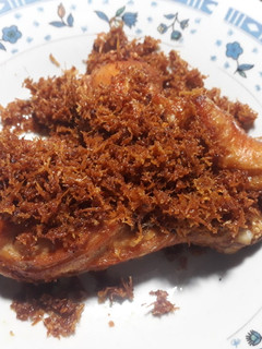 Foto resep Ayam goreng serundeng lengkuas