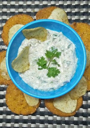 A picture of Healthy Cucumber Dip.