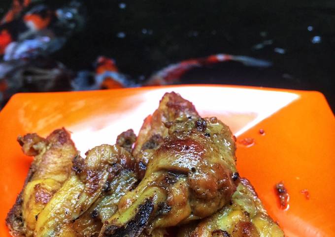 Resep Ayam Goreng Bumbu Kuning Ungkep Anti Gagal