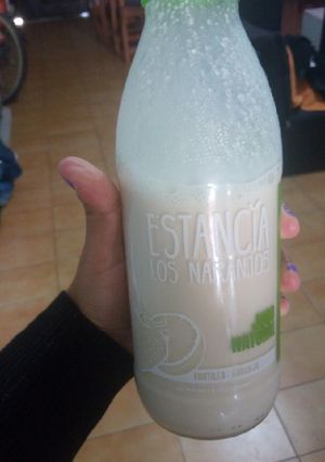 Una foto de Leche de nuez mariposa