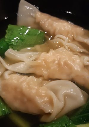 รูปของ "เกี๊ยวซ่าน้ำ" 🥟🥣🐷Pork Dumplings Soup