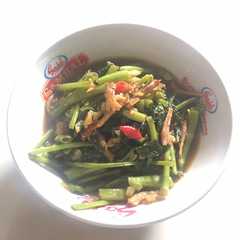 Foto resep Tumis Kangkung simpel dan murah meriah