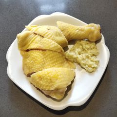 A picture of Steam Chicken Thigh.