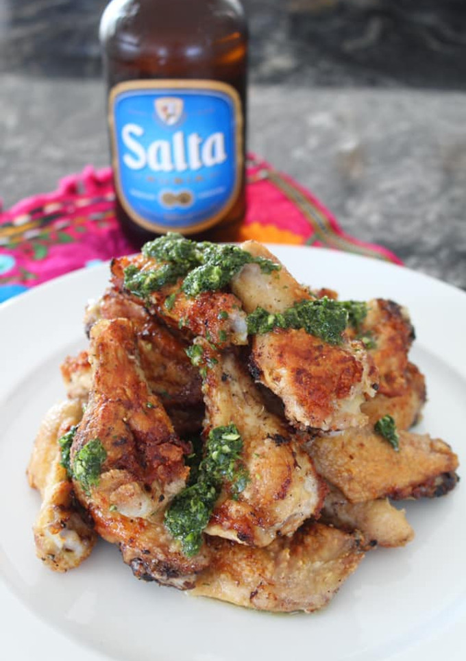 Una foto de ALITAS DE POLLO A LA PROVENZAL  a lo "Chicken Little"