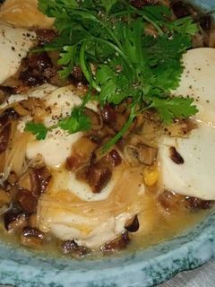 Hình của món Đậu hũ non sốt nấm.