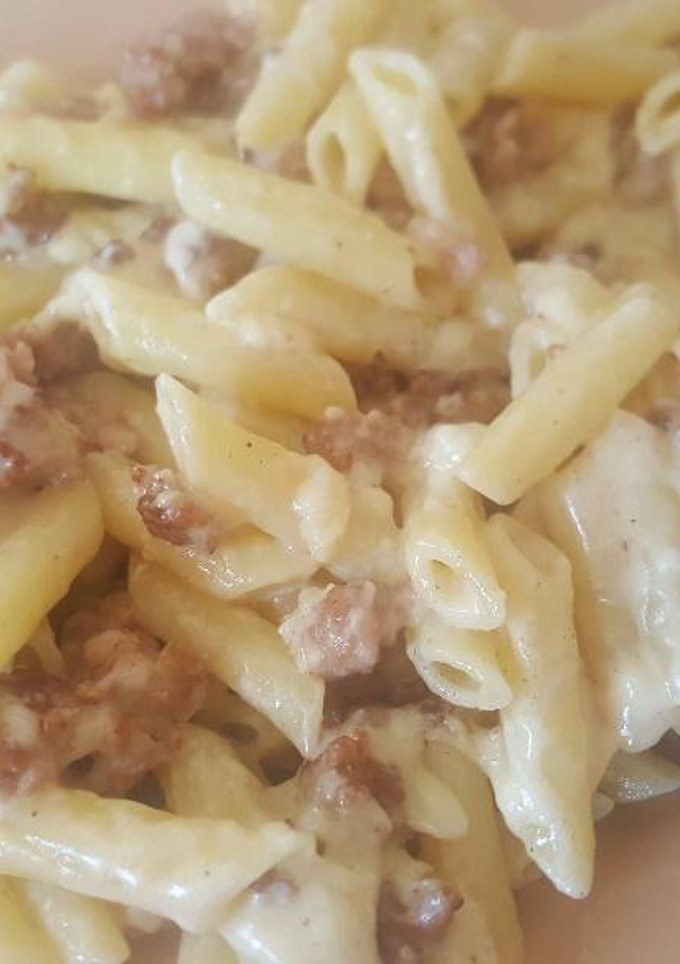Una foto de Macarrones carbonara
