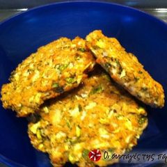 Zucchini fritters in the oven A picture of Zucchini fritters in the oven.