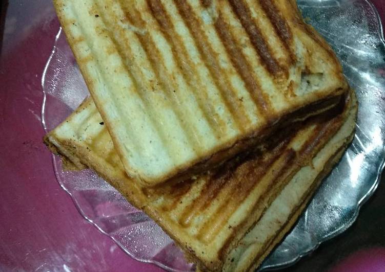 Potato onion sandwich