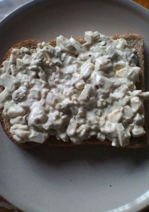 A picture of Egg and mayo sandwich filling.