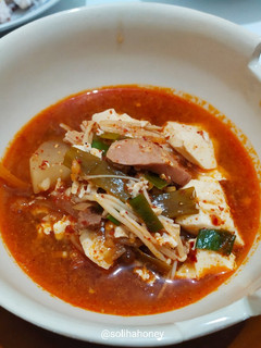 Foto resep Korean Inspired : Kimchi Sundubu Jjigae (Sup Tahu Kimchi Pedas)