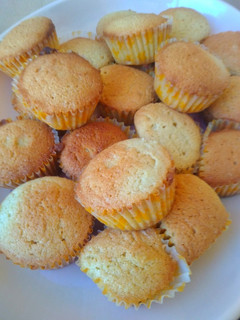 A picture of Vanilla cake.