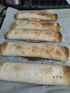 Una foto de Piadine al estilo Ginos 👩🏼🍳🍝