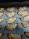 Empanadillas de pollo con curry
