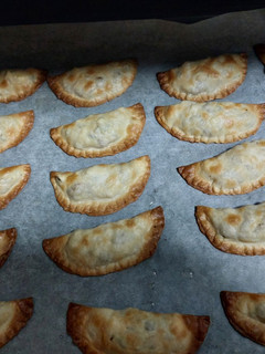 Una foto de Empanadillas de pollo con curry