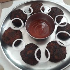 A picture of Cheesy Rice Cutlets!!.